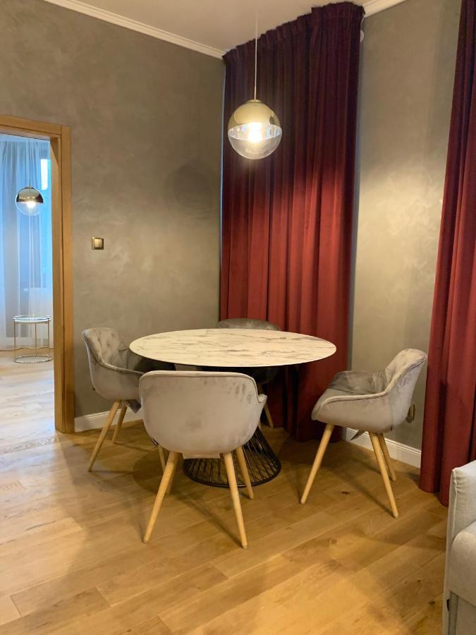 מיכלובצ'ה Rosso Aparthotel מראה חיצוני תמונה